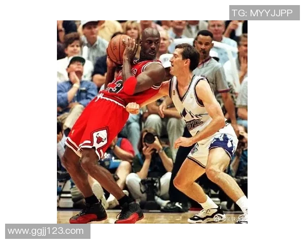 乔丹的伟大超越足球明星的成就与影响力之比较 乔丹的伟大超越足球明星的成就与影响力之比较